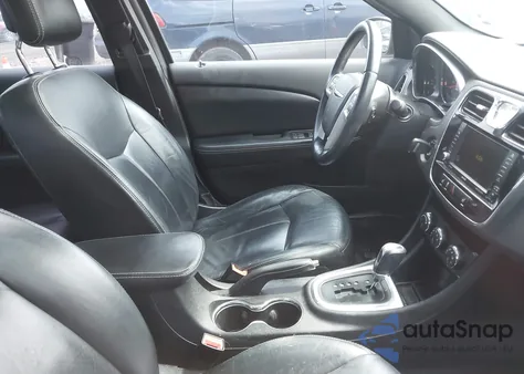 2012 Chrysler 200 Limited из США, поврежденный, VIN 1C3CCBCG6CN327135